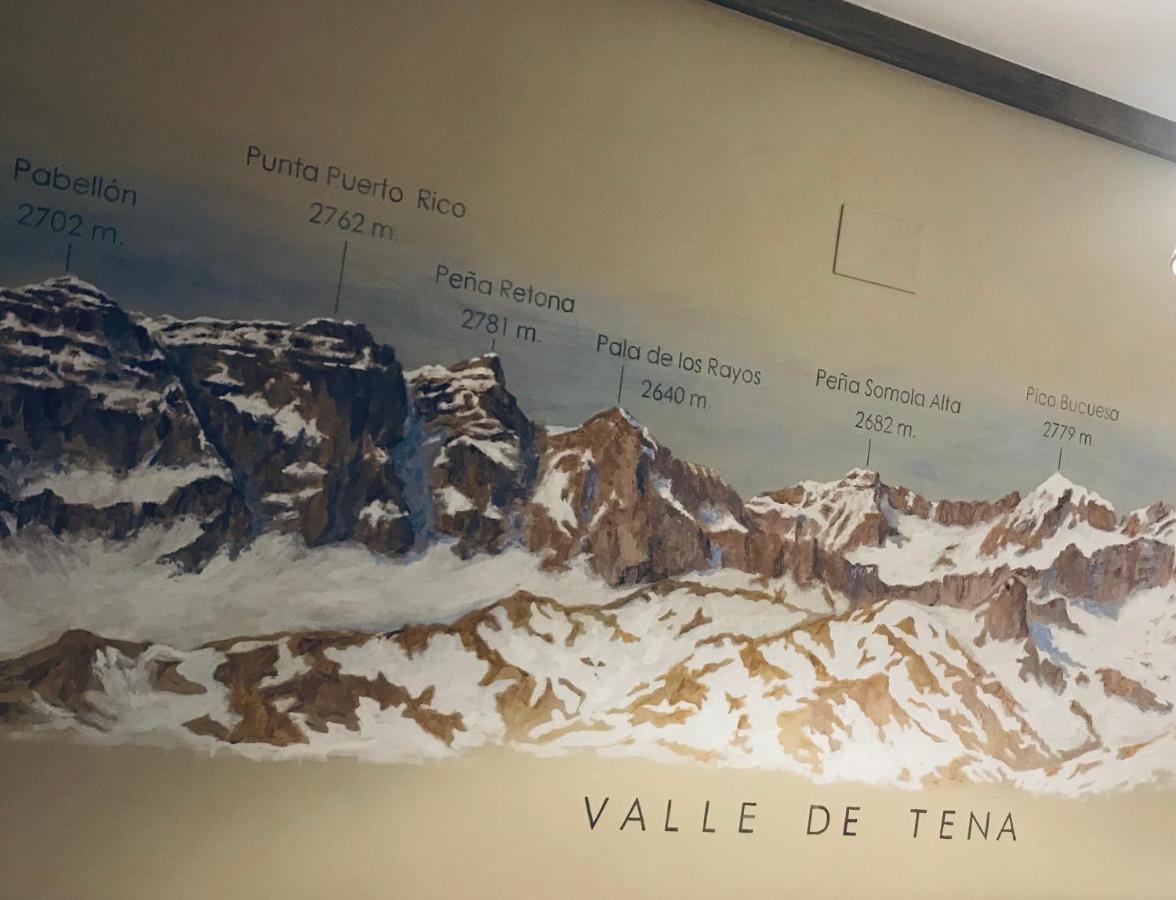 Apartamentos Blasco Tramacastilla de Tena Bagian luar foto