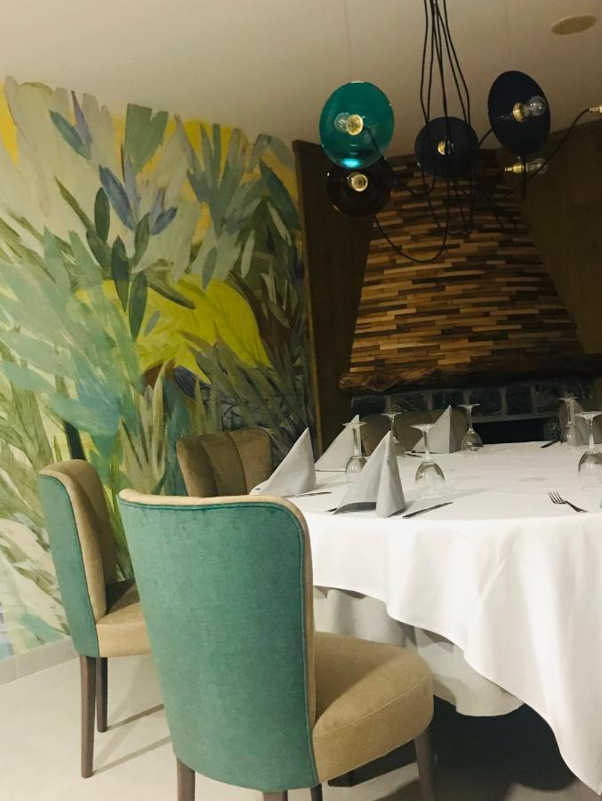 Apartamentos Blasco Tramacastilla de Tena Bagian luar foto